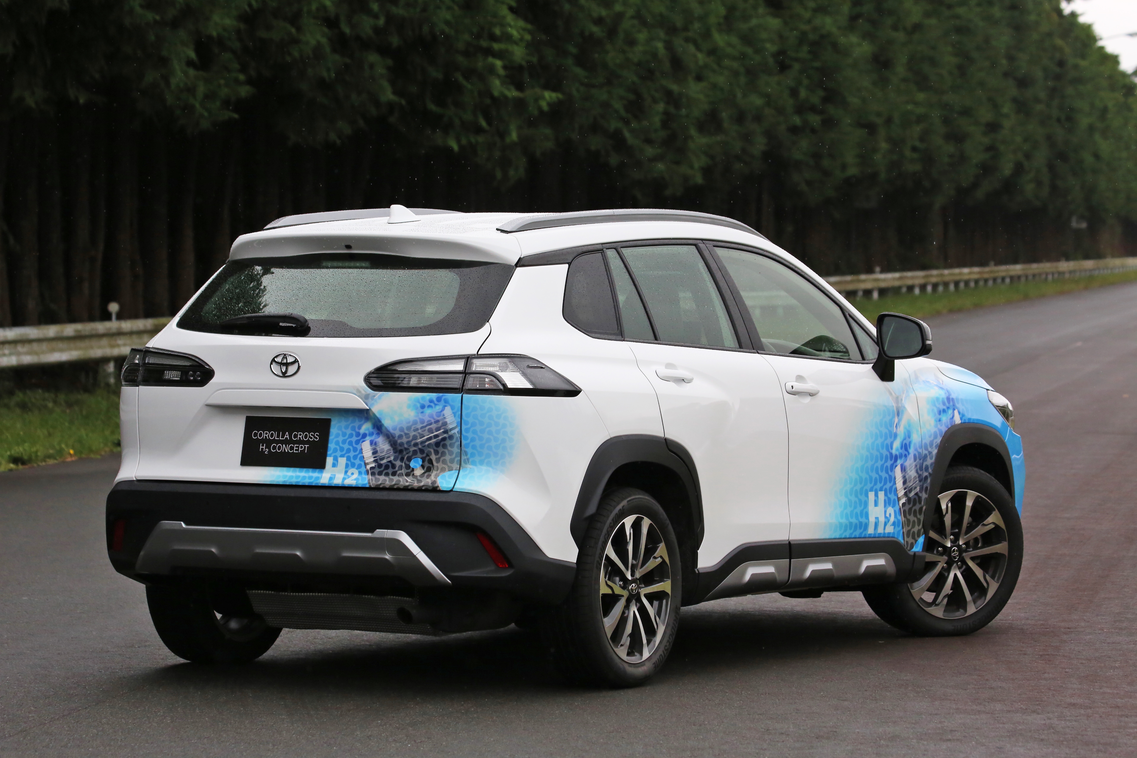 El prototipo Corolla Cross Hydrogen Concept subraya la estrategia múltiple de Toyota hacia las emisiones cero