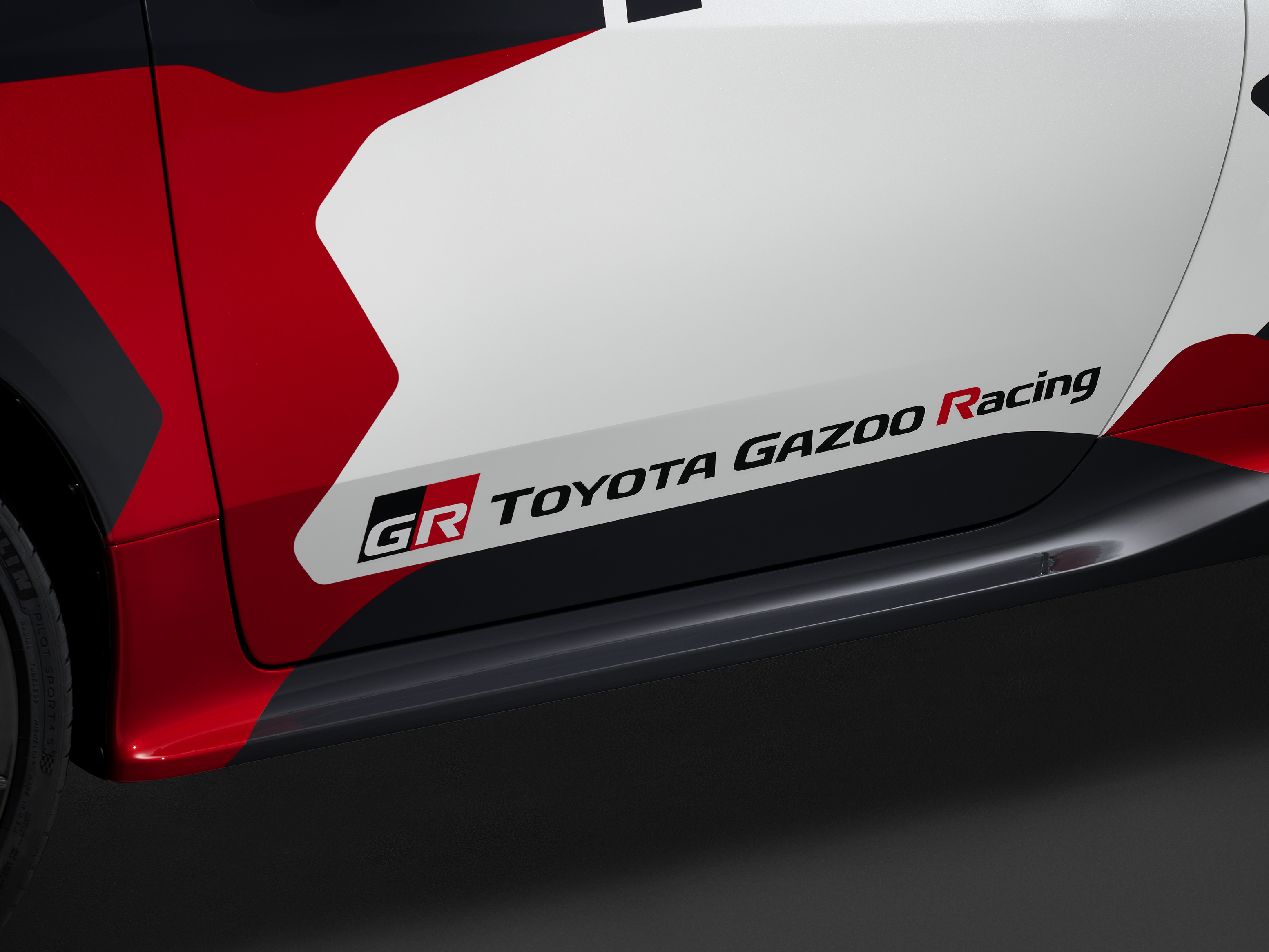 TOYOTA GAZOO Racing presenta dos ediciones especiales del GR Yaris inspiradas en sus campeones
