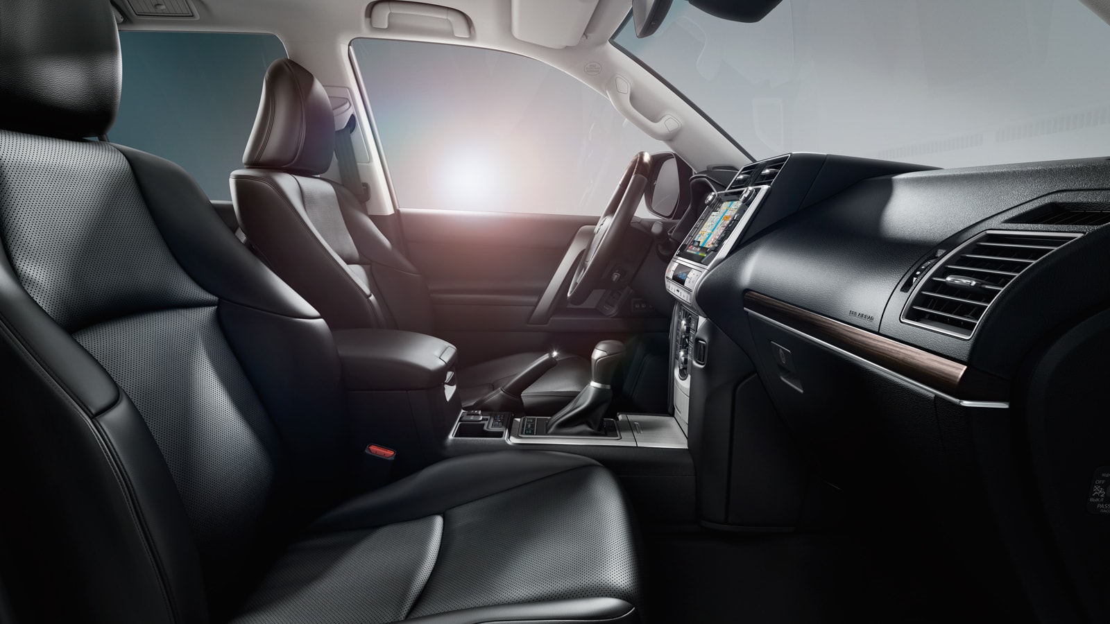land-cruiser-interior-01