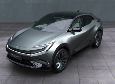 Un guiño al futuro: presentado el prototipo del todocamino compacto Toyota bZ