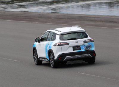 El prototipo Corolla Cross Hydrogen Concept subraya la estrategia múltiple de Toyota hacia las emisiones cero