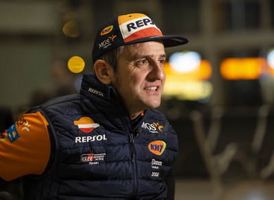 Isidre Esteve y su Toyota Hilux T1+ despegan hacia el Dakar 2023