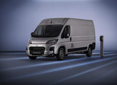 PROACE MAX ext-01