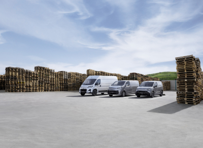 Toyota Professional se renueva en toda la gama y motorizaciones