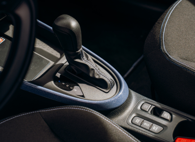 Toyota Canarias acerca la tecnología del hidrógeno y el Toyota Mirai al IES Ana Luisa Benítez