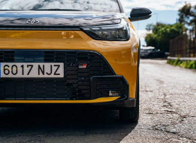 Toyota Canarias acerca la tecnología del hidrógeno y el Toyota Mirai al IES Ana Luisa Benítez