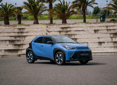Toyota Canarias acerca la tecnología del hidrógeno y el Toyota Mirai al IES Ana Luisa Benítez