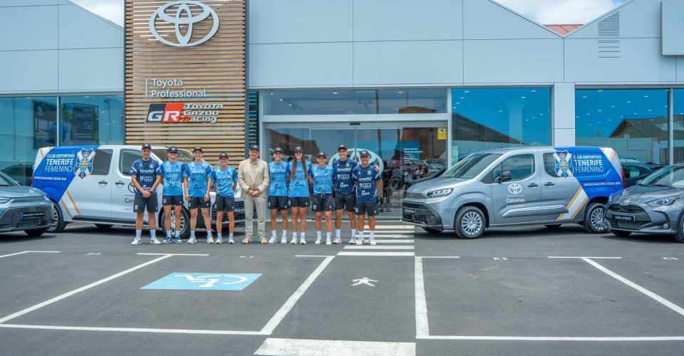 El CD Tenerife Femenino ya tiene sus vehículos oficiales para la temporada 2026/27