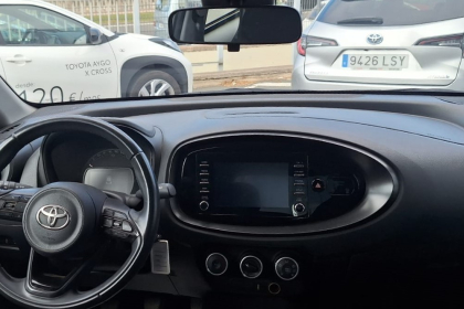 Aygo X Cross