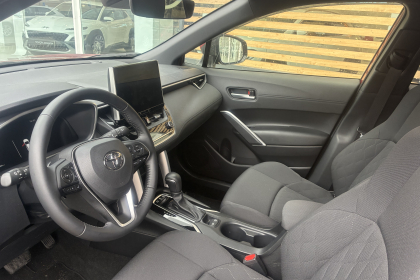 Corolla Cross 8833NFP